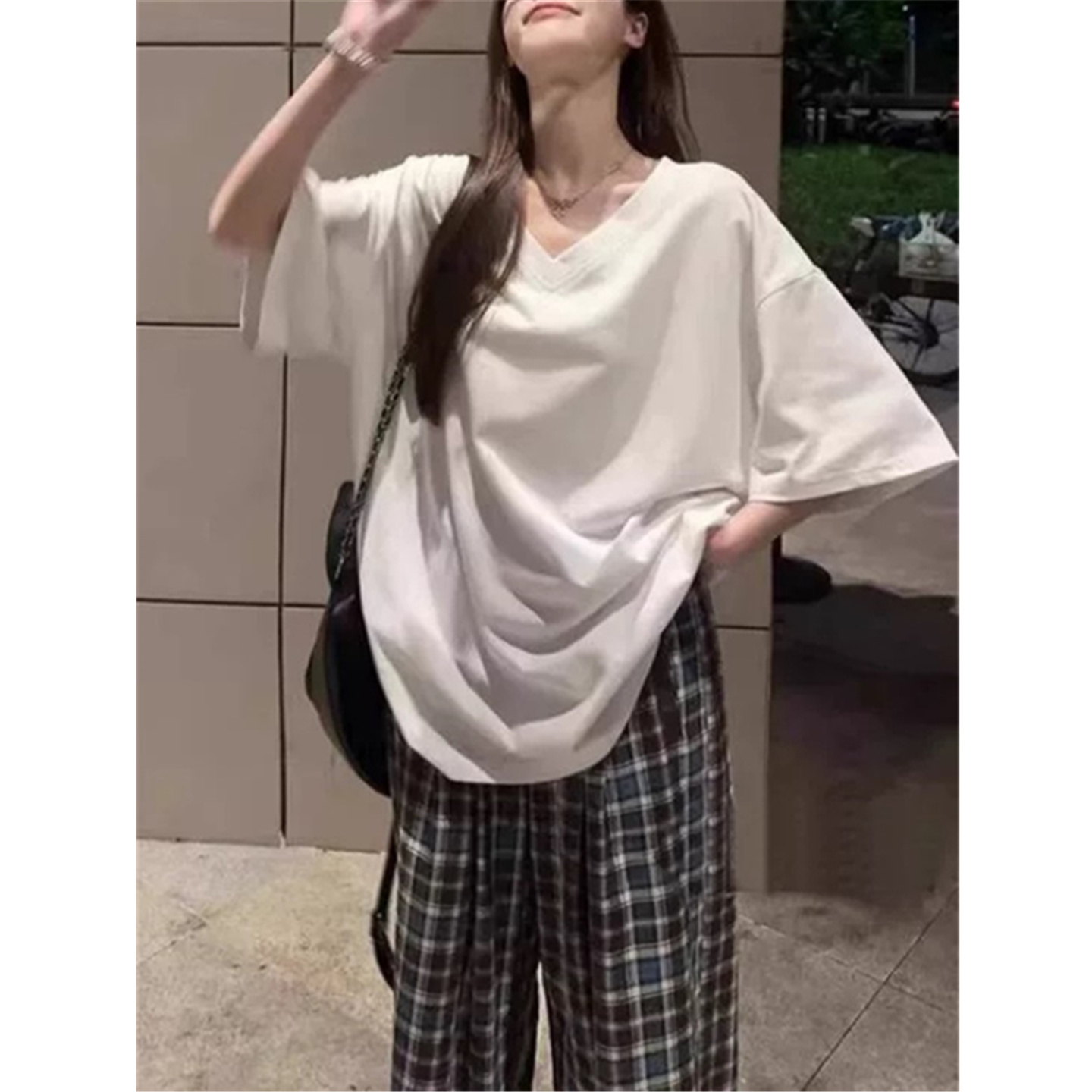 白色V领短袖t恤女宽松慵懒风上衣