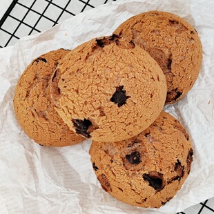 郑溪里巧克力麻薯球夹心面包巧克力面包球代餐饱腹巧克力豆零食品