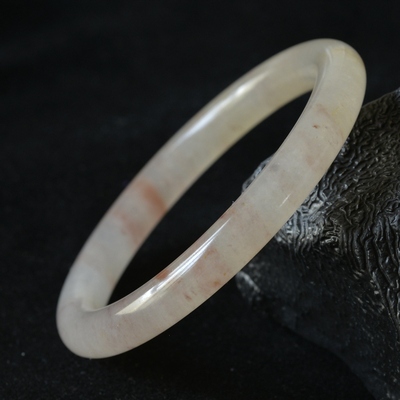 内径宝石冰种圆条手镯新疆金丝玉