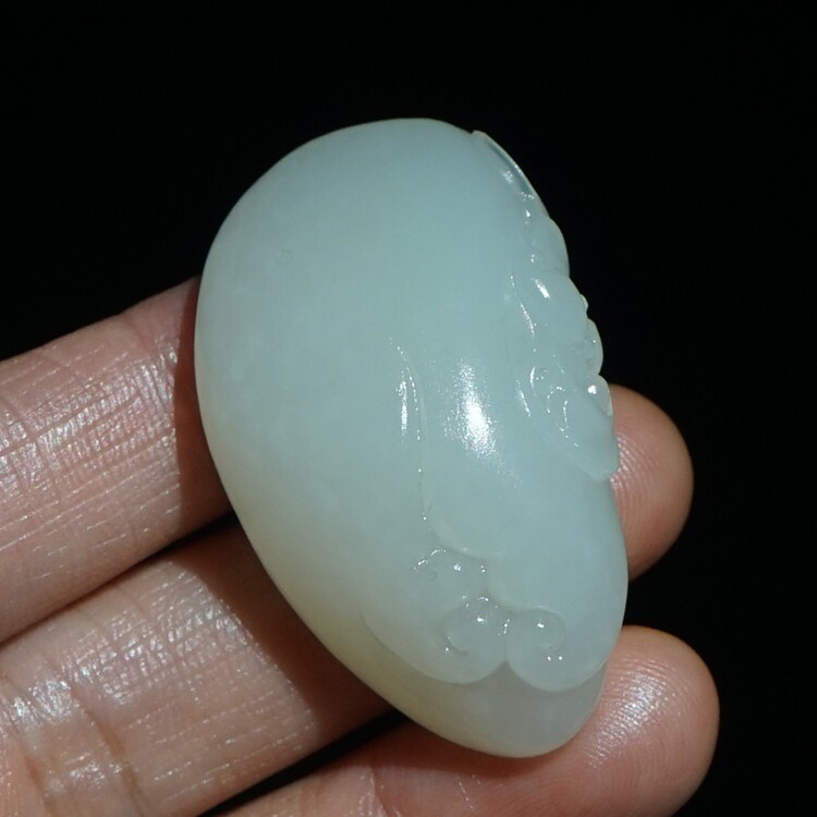 天然和田玉吊坠白玉蝙蝠祥云