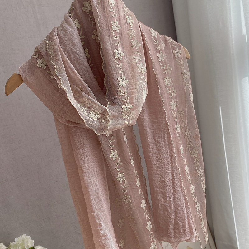 温柔甜美氛围蕾丝嵌花秋冬女棉麻围巾 内搭层次感柔软亲肤粉丝巾,服饰配件/皮带/帽子/围巾,围巾/丝巾/披肩,淘宝优惠券,粉丝福利购,淘宝优惠卷