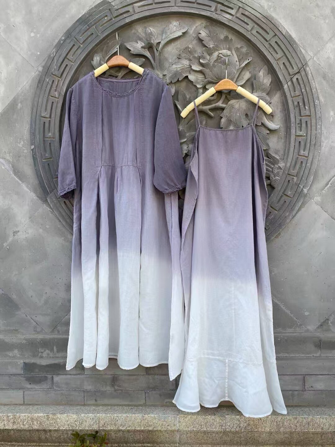 亚麻渐变色长款连衣裙夏季新款女仙气飘飘复古文艺宽松吊带两件套