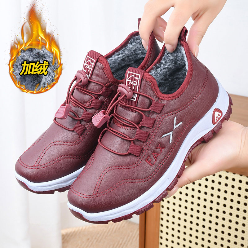 冬季加绒保暖舒适防水棉鞋防滑皮面中老年妈妈鞋休闲时尚软底女鞋