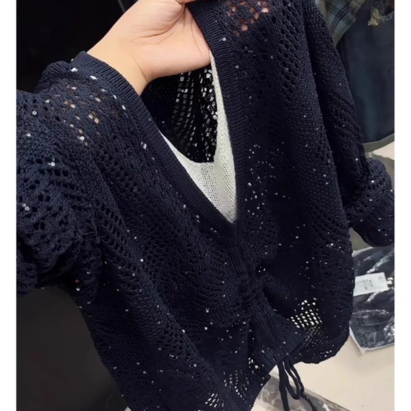 镂空撞色假两件针织衫女秋季新款宽松慵懒风系带领长袖上衣