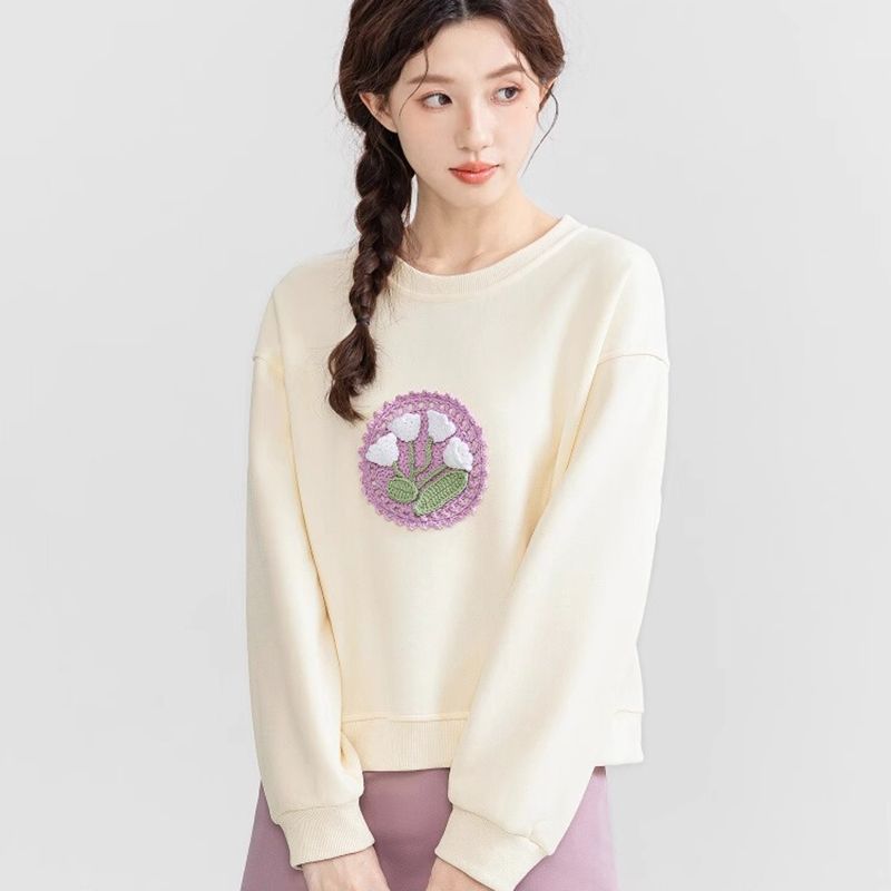 2024春秋新款米白色圆领短款长袖卫衣女宽松无帽薄款花朵t恤上衣