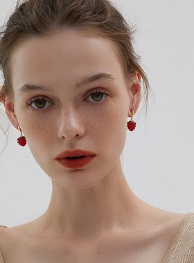 G/S果味派对 趣味琉璃草莓耳环女红色耳钉新年耳饰本命年马年礼物