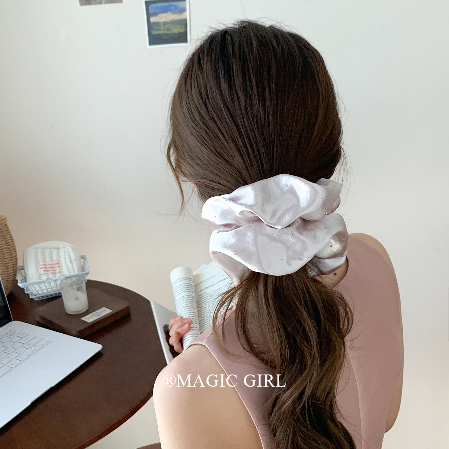 高级水钻光泽感大肠发圈发饰韩系慵懒风发绳头饰超大质感缎面头绳,饰品/流行首饰/时尚饰品新,发饰,淘宝优惠券,粉丝福利购,淘宝优惠卷