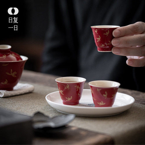 中式烫金品茗杯陶瓷品茶杯小号秋水兰花雅致单杯喝茶结婚婚礼小杯