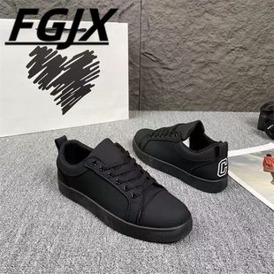 红底轻奢cl字母男鞋2026春季新款鞋子男款潮流百搭板鞋休闲运动鞋