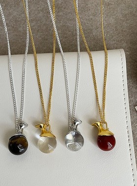 简约设计感天然石水晶水瓶造型项链女ins潮流复古时尚百搭配饰