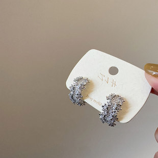 温柔满锆C圈耳钉女小众高级感个性 气质优雅通勤百搭耳环耳饰 时尚