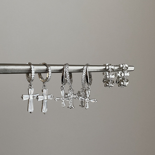 时髦高级感锆石十字架耳扣女简约个性 甜酷精致潮流通勤耳环耳饰