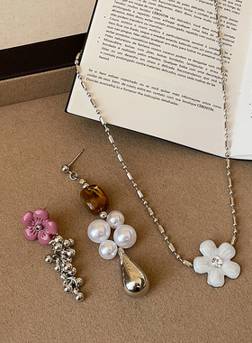 通勤百搭白色花朵项链耳钉女简约小众个性气质潮流时尚颈链锁骨链