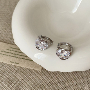 高级感冰透细闪锆石耳扣女简约清新个性 潮流百搭耳环耳饰 精致时尚