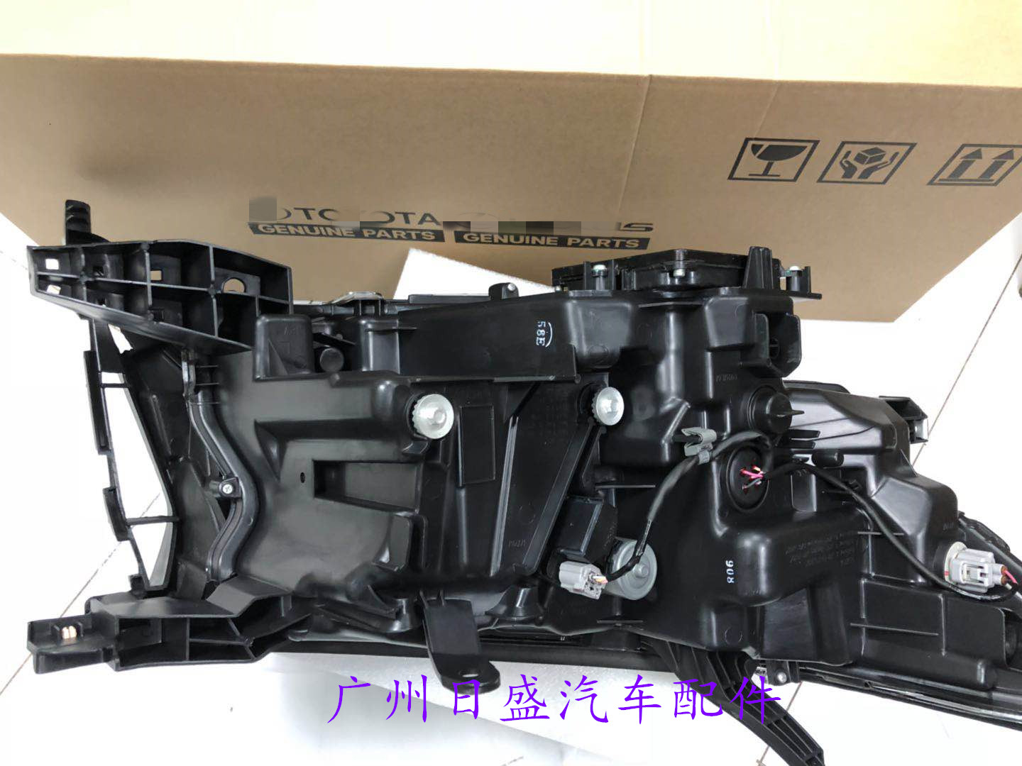 특가 18-20 PRADO 2700 DOMINEERING 4000 LC150 헤드라이트 어셈블리 LED 하이엔드 버전 헤드라이트 원래 공장