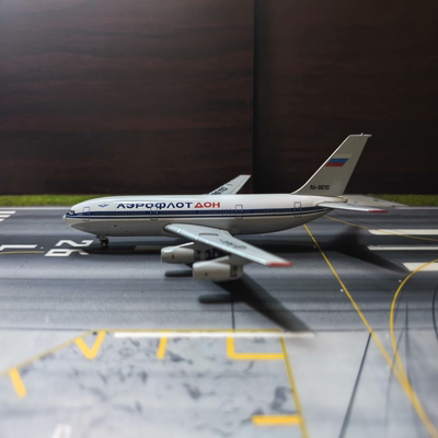 jcwings aeroflot-don IL-86 RA-86110运费自理，顺丰到付寄出老