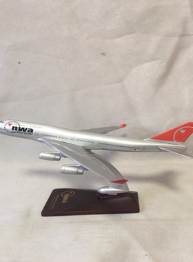 美西北航空B747-400 GeminiJets合金机模机型：B747-400比例：1/4