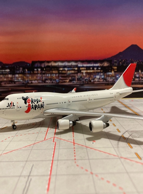 Phoenix 04390 日本航空 B747-446 JA8919 1:400 微瑕，瑕疵见图3