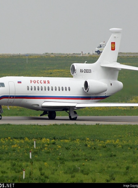 1:200NG俄罗斯政府达索猎鹰7X（Dassault Falcon 7X）公务机模型,