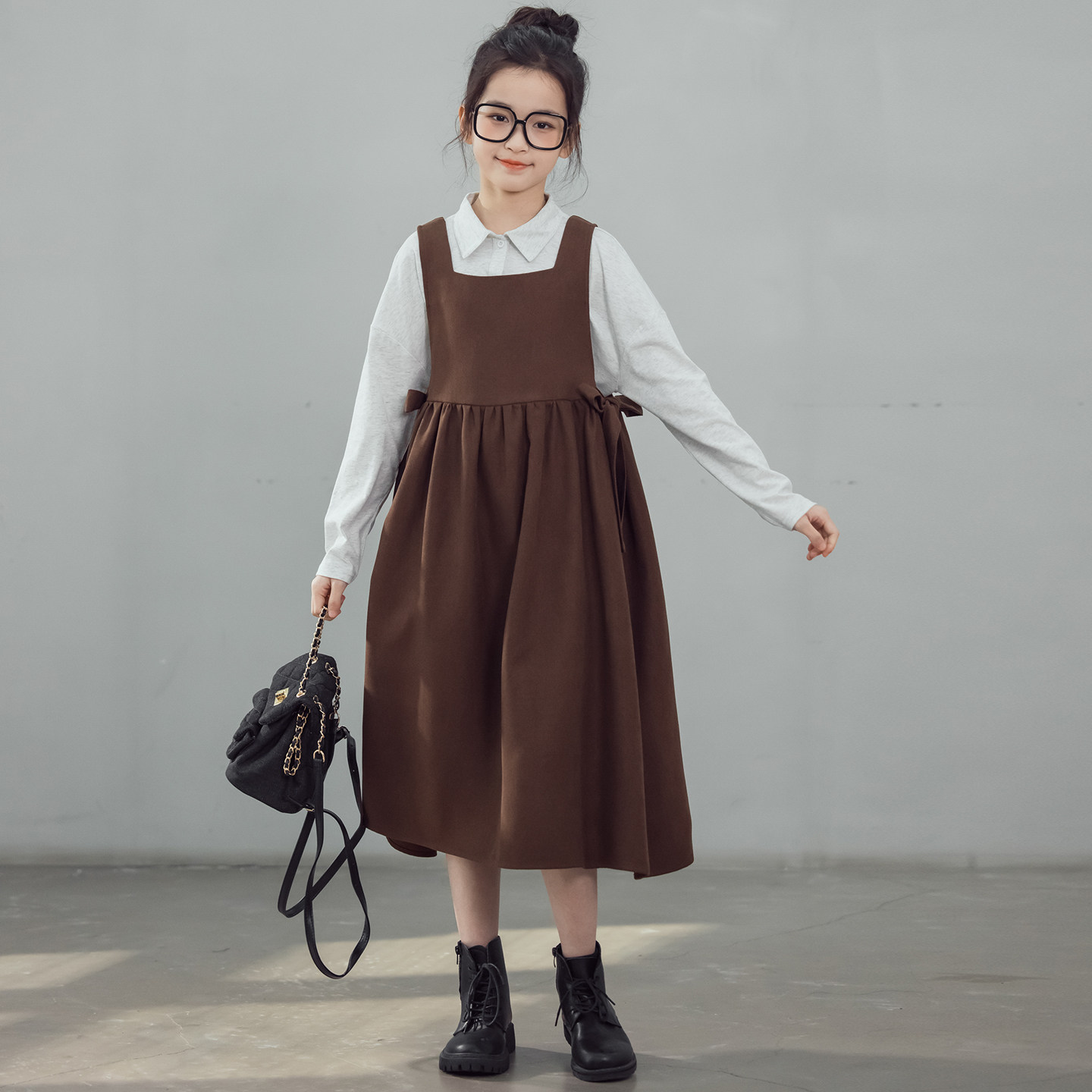 学院风深咖色连衣裙套装女童秋装新款初中生女孩衬衣背带裙两件套
