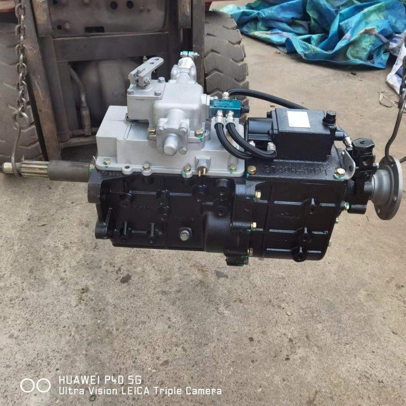 8D508D608D40变速箱总成万里扬