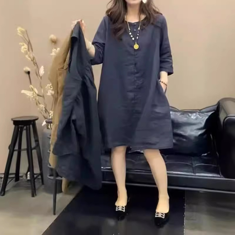 24372大爱美依缘2025夏季新款宽松显瘦圆领中长款连衣裙简约女裙