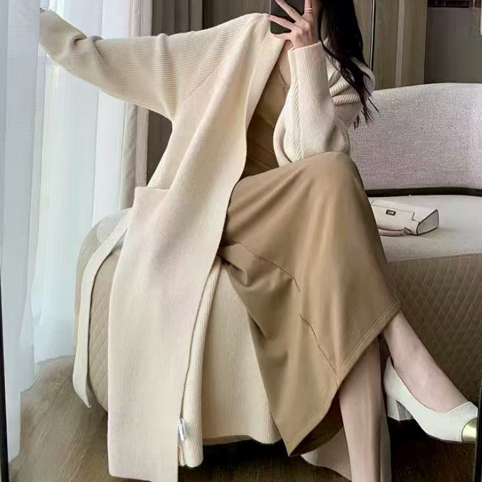 PH509011大爱美依缘2025秋季新款中长款宽松慵懒风过膝中长款外套