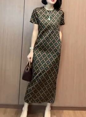 25668新大爱美依缘2025夏季新款高级感时尚短袖宽松长款直筒裙女