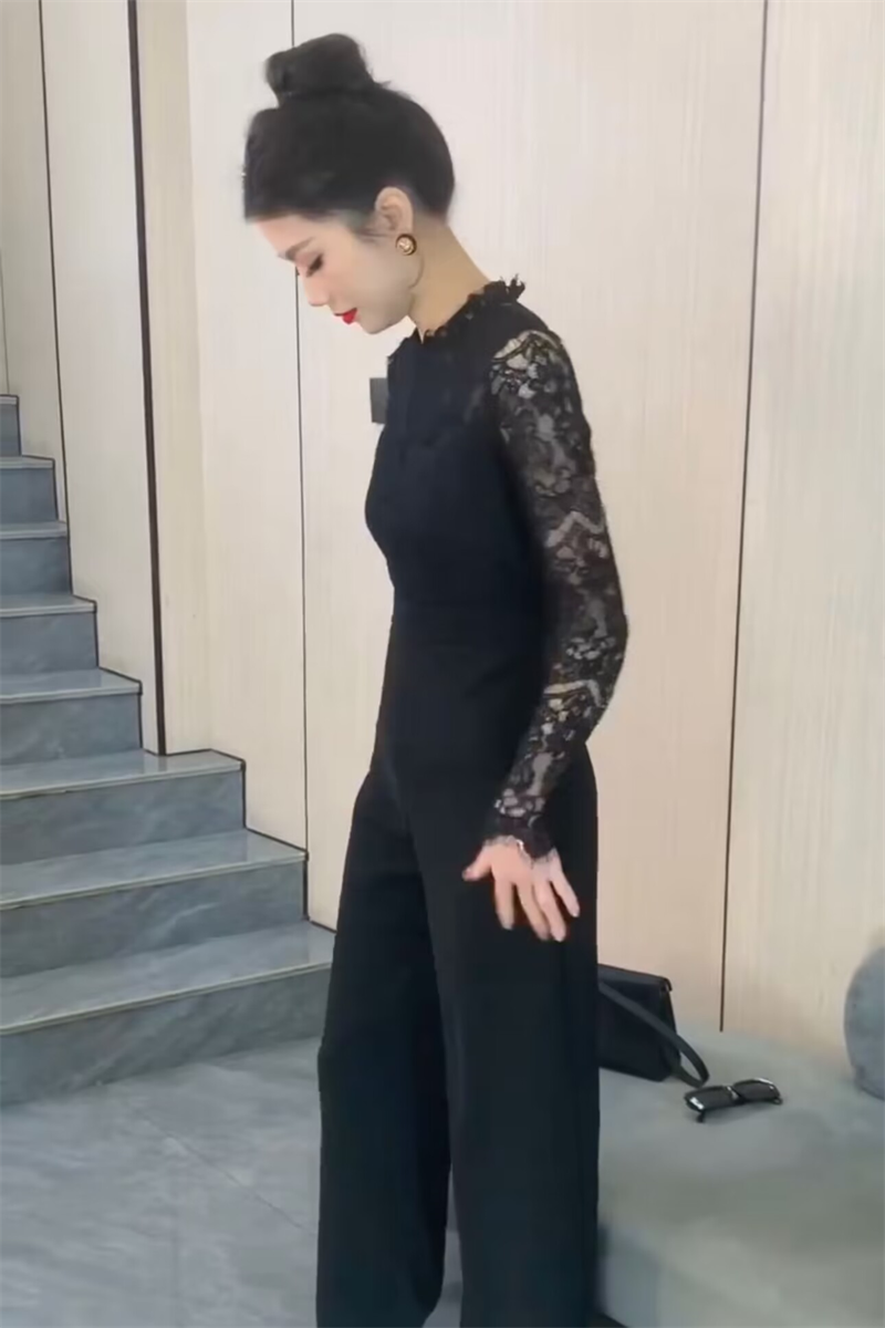 蕾丝拼接高腰垂感阔腿裤