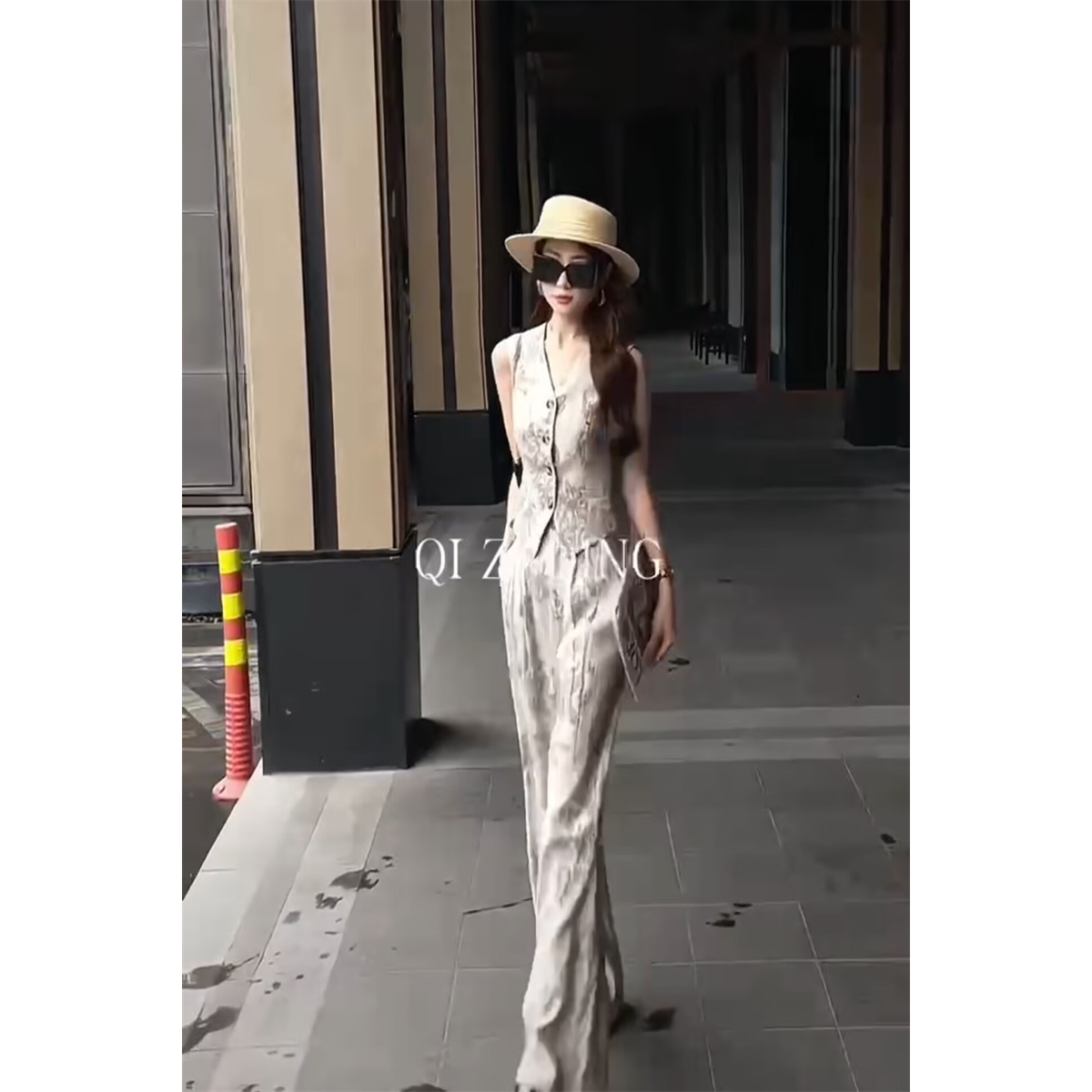 2025夏季新款法式气质轻奢高级感收腰显瘦女神范上衣马甲阔腿裤女