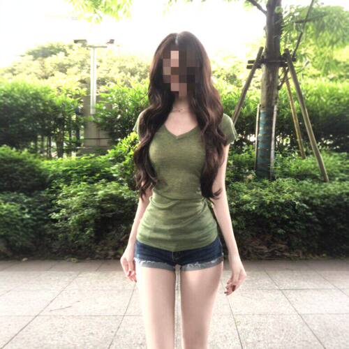 十三行正品复古风独特超好看V领收腰显瘦短袖T恤小众时尚气质女士