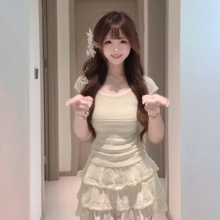 专柜温柔风独特超好看的上衣蛋糕半身裙两件套装减龄搭配一整