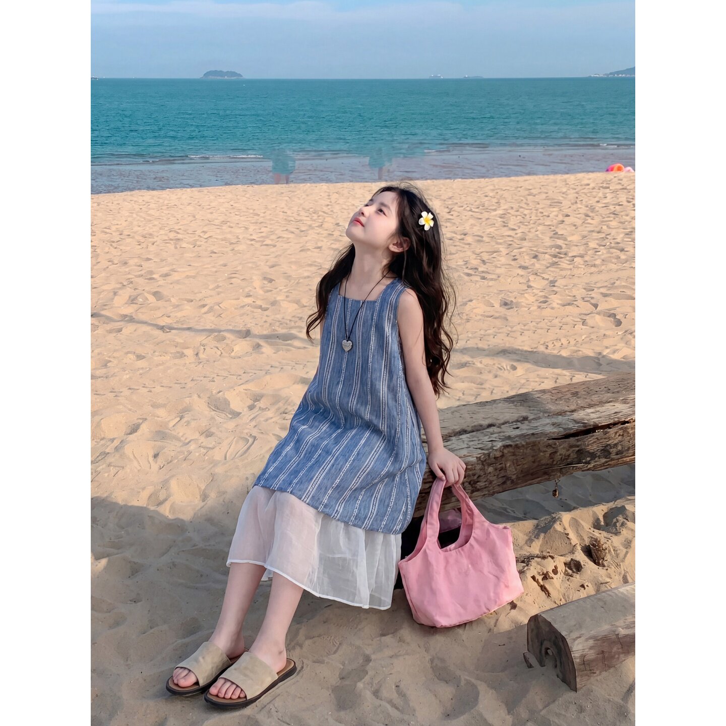 专柜正品裙子女夏天初中生2026新款儿童海边度假背心裙女孩洋气时