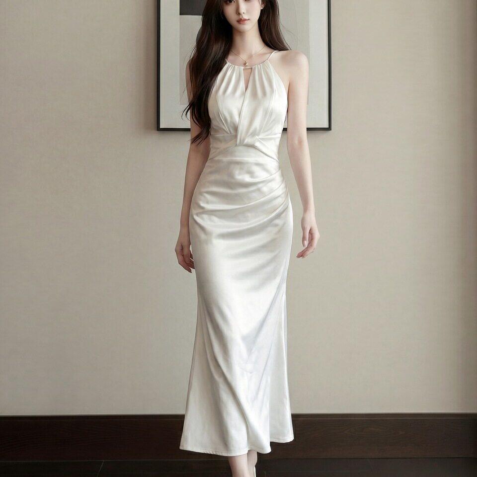 专柜正品白色挂脖吊带连衣裙女夏缎面鱼尾高级感长裙子优雅随性女