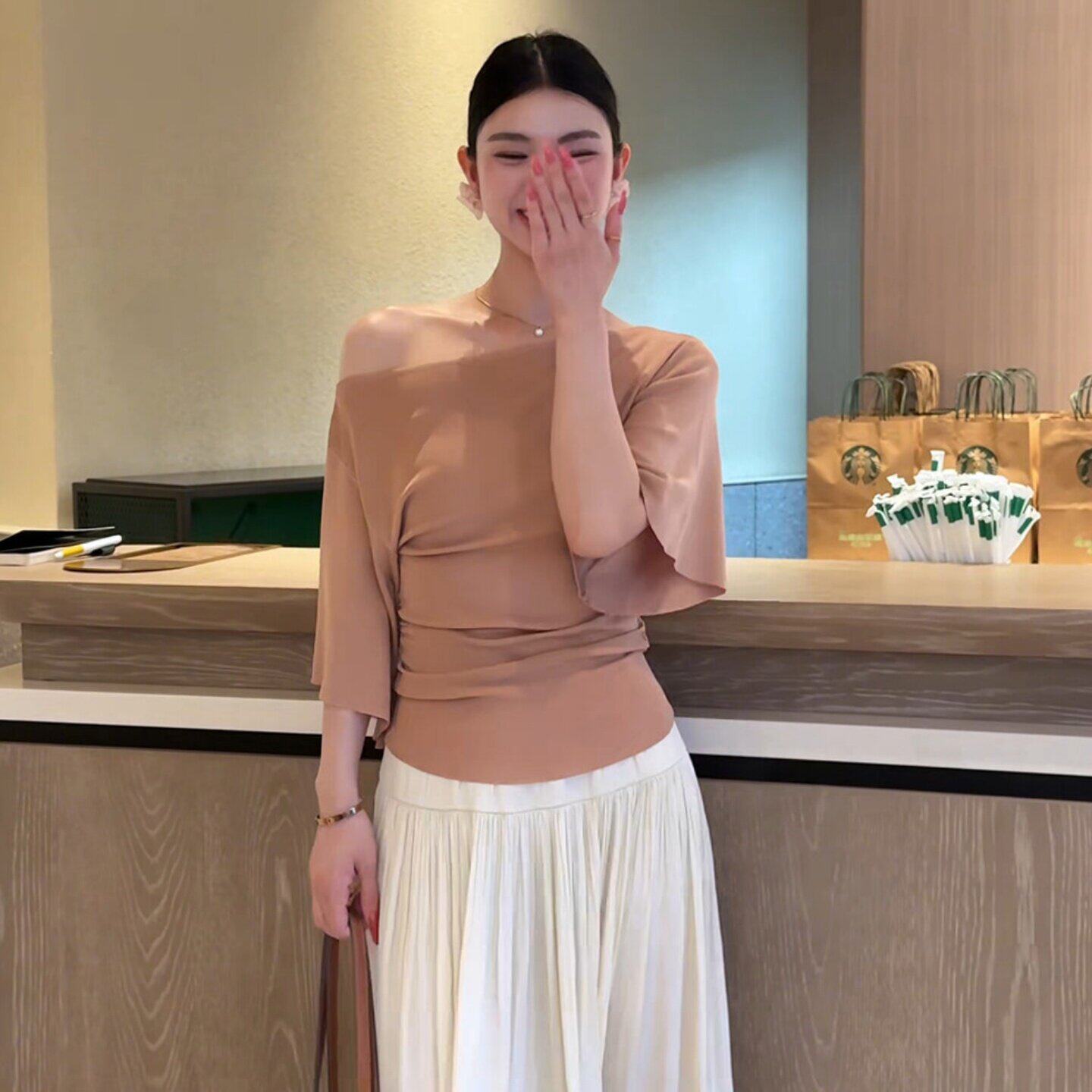 专柜正品法式不规则斜肩冰丝短袖针织衫女夏季设计感小众独特漂亮