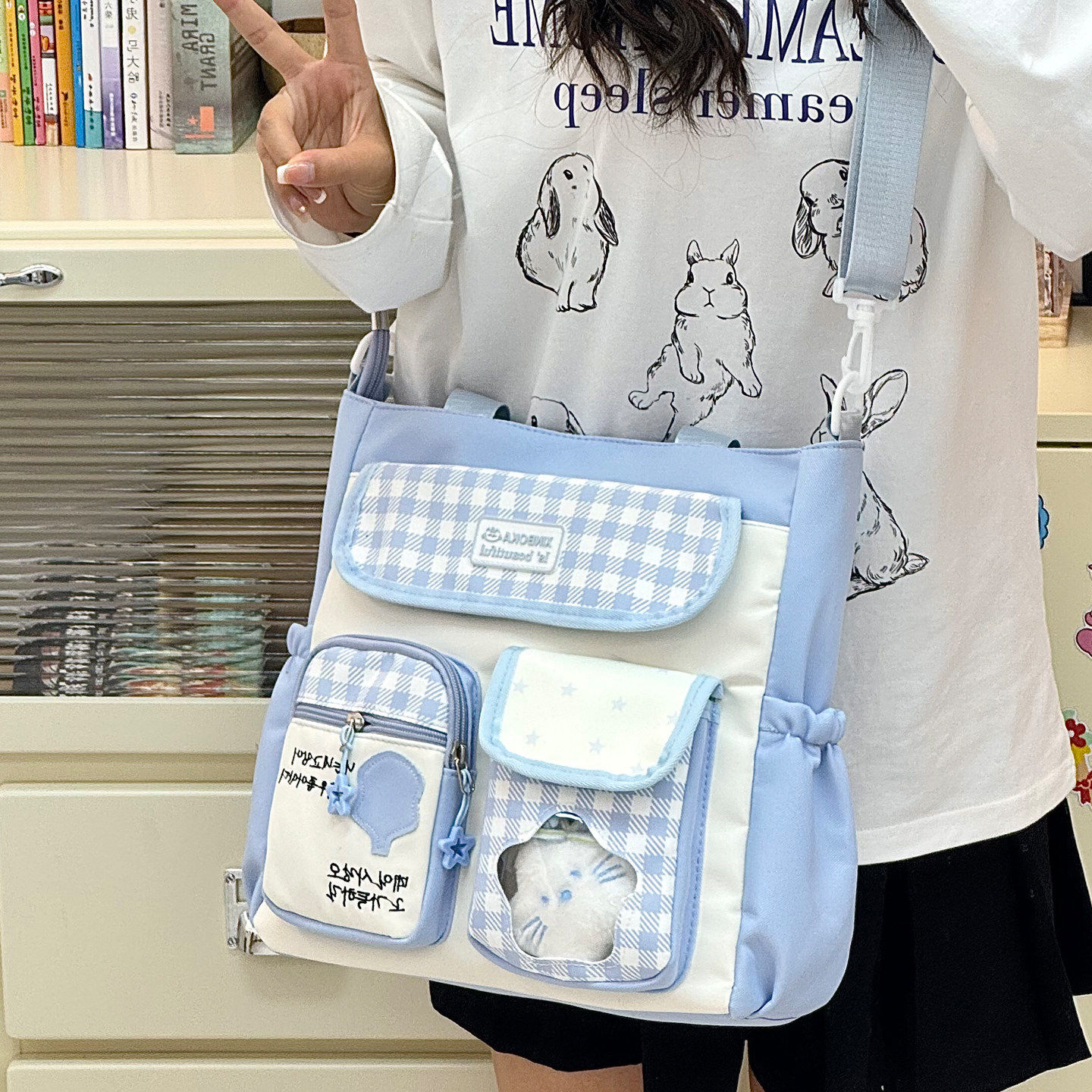 专柜正品女生斜挎包大容量小学生上课包手提袋拎书袋初中生高颜值