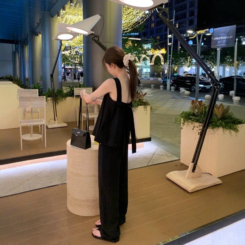 专柜正品夏日韩系穿搭套装小个子时尚露背无袖背带上衣百搭黑色休