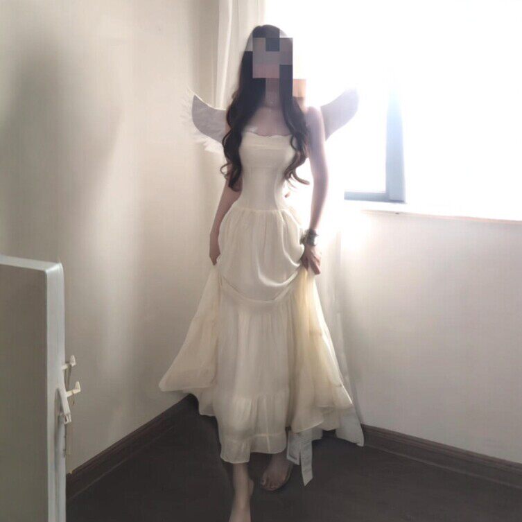 专柜高端法式温柔风甜美收腰显瘦仙女吊带裙海边度假风女士连衣裙