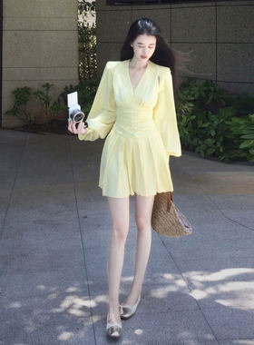 专柜高端广州十三行女装爆款连衣裙法式气质收腰显瘦黄色长袖a字