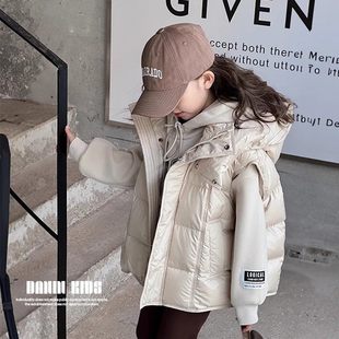 女大童羽绒棉马甲冬装新款洋气初中生女孩坎肩外套儿童背心外穿。