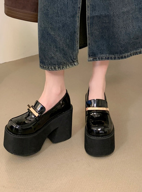 2026年春季暗黑系洛丽塔圆头防水台厚底漆皮单鞋11CM高跟玛丽珍鞋