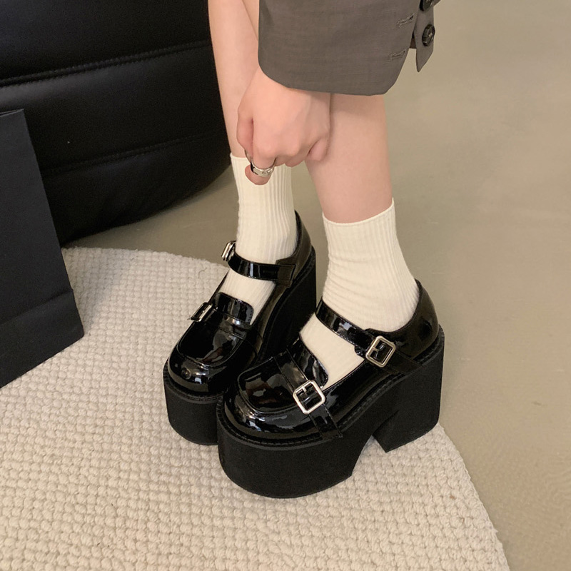 漆皮皮带扣防水台厚底玛丽珍鞋女