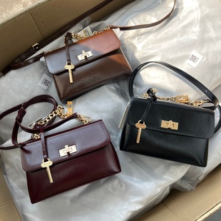 尾货捡漏 新款 高级质感 发货 轻奢包包女包百搭斜挎 原包装 下架款
