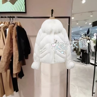 女装2025秋冬款时尚气质狐狸毛领立体压花羽绒服F324423015-NL