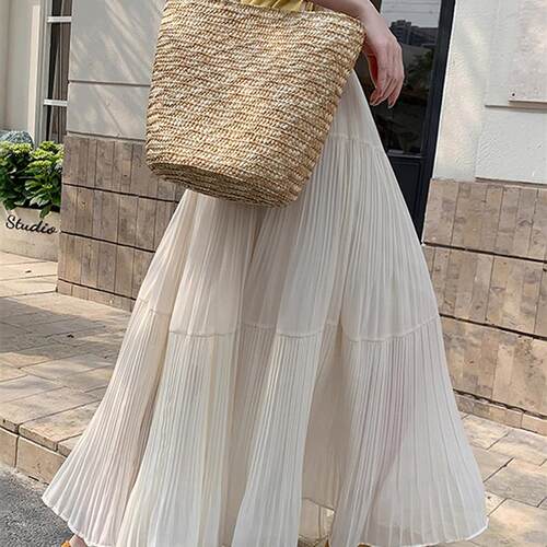 杏色雪纺半身裙女夏季2026新款a字伞裙蓬蓬裙压褶垂感显瘦蛋糕裙