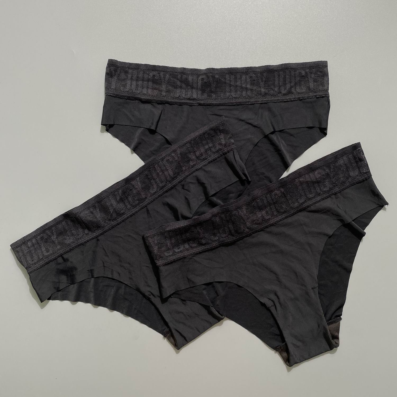 JC 黑色无痕夏天内裤女高腰隐形纯棉抗菌裆性感运动薄款内裤