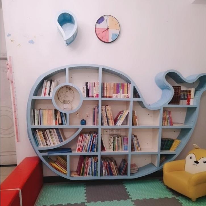 壁挂木制读活动室展示创意置物架