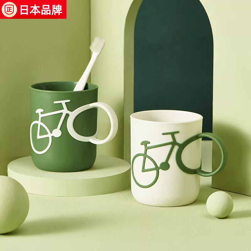 日本食品级立体创意情侣刷牙杯亲子洗漱杯学生牙杯塑料牙刷杯男女