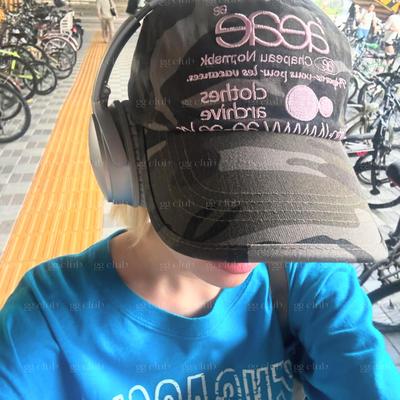 迷彩字母刺绣棒球帽男女同款