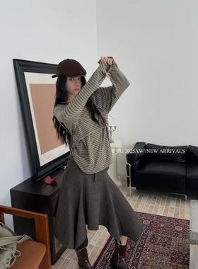 Esu 原创设计 2025秋冬新款半身裙女 不规则下摆高级格纹裙子